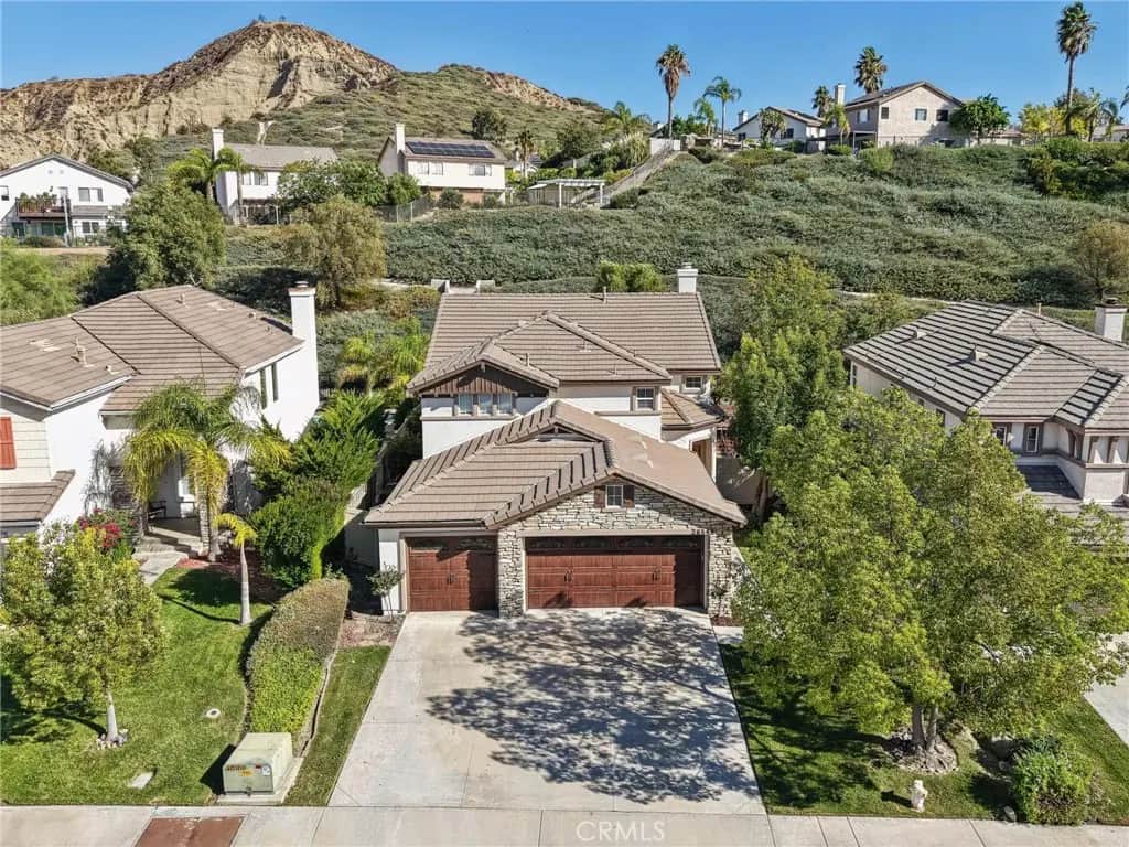26548 Cardinal Drive, Canyon Country, CA — listing photo 1