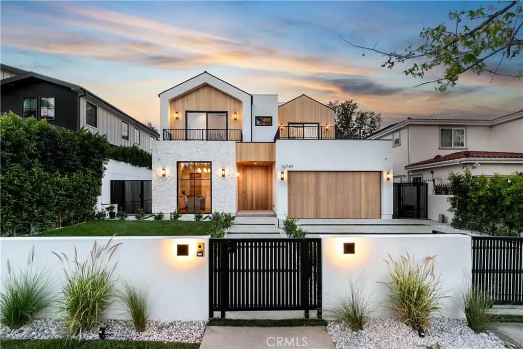 16749 Addison, Encino, CA — listing photo 1