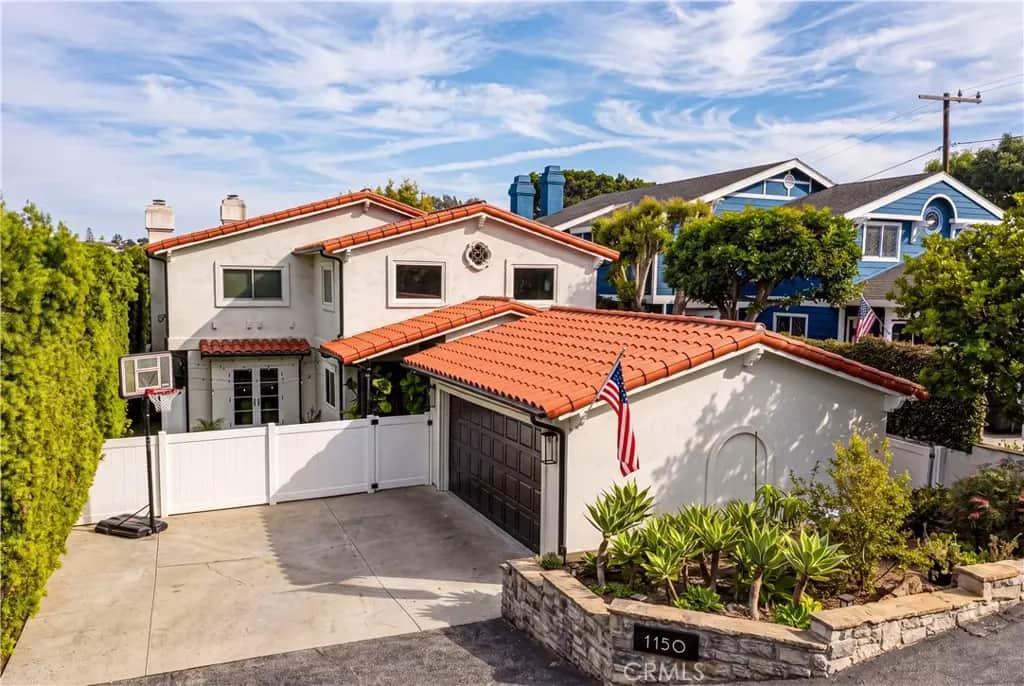 1150 2nd, Manhattan Beach, CA — listing photo 1