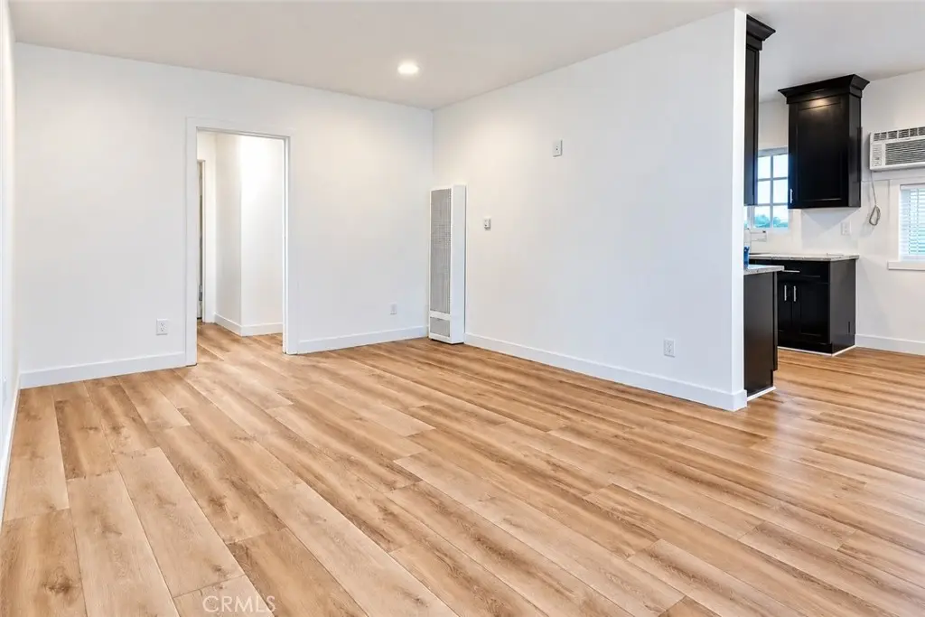10715 Moorpark Street 1, Toluca Lake, CA — listing photo 1