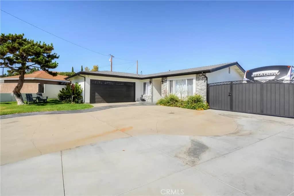 11445 184th, Artesia, CA — listing photo 1