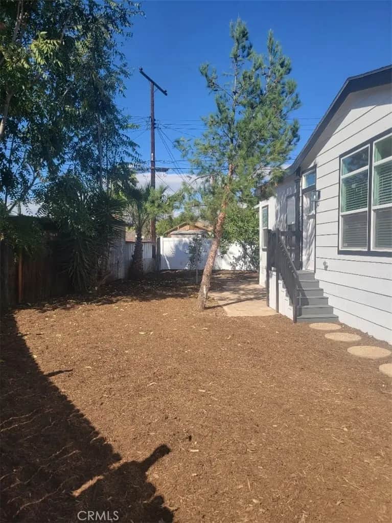 31076 Fretwell, Homeland, CA — listing photo 1