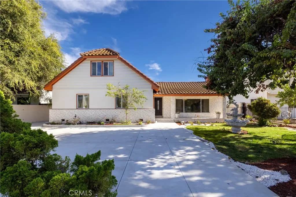 820 E Cameron, West Covina, CA — listing photo 1