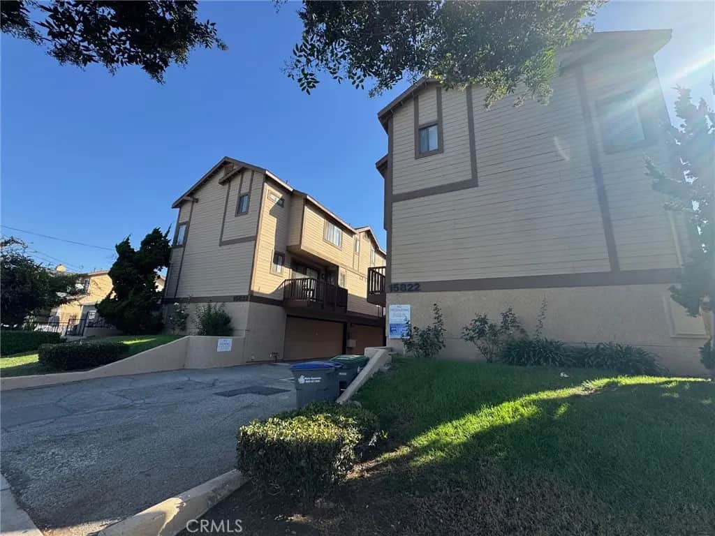 15822 S Normandie 11, Gardena, CA — listing photo 1