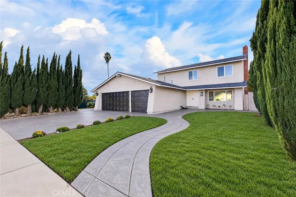 10559 Jordan, Chatsworth, CA — listing photo 1