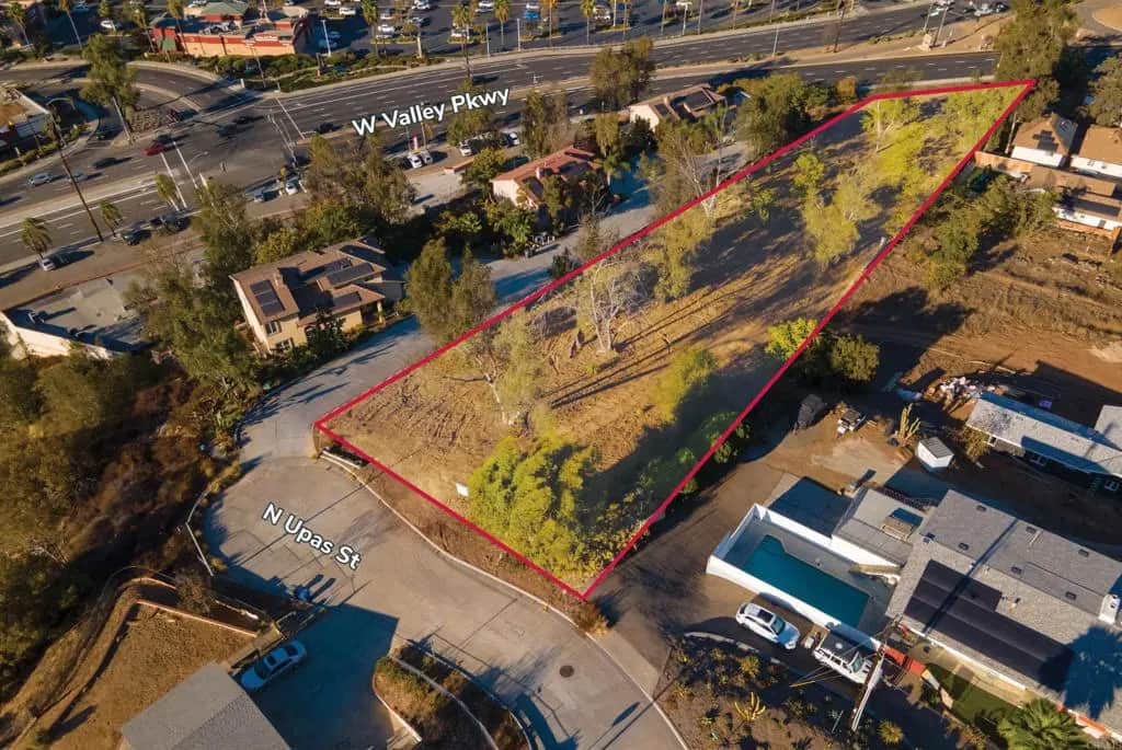 209 N Tulip Street, Escondido, CA — listing photo 1
