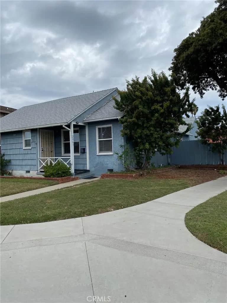 2061 San Anseline, Long Beach, CA — listing photo 1