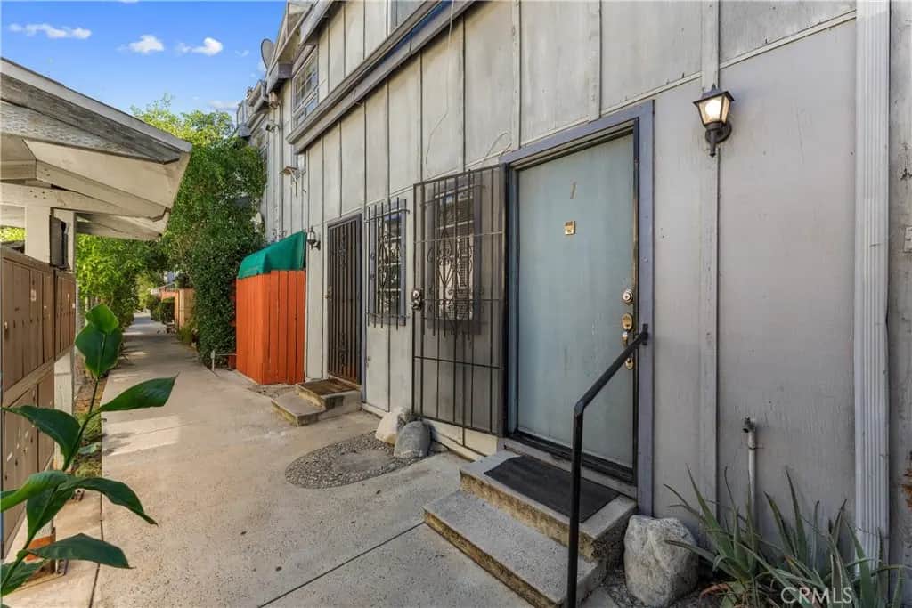9346 Van Nuys 1, Panorama City, CA — listing photo 1