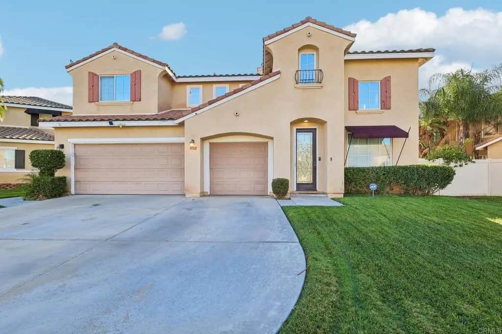 39921 Banyan Street, Murrieta, CA — listing photo 1