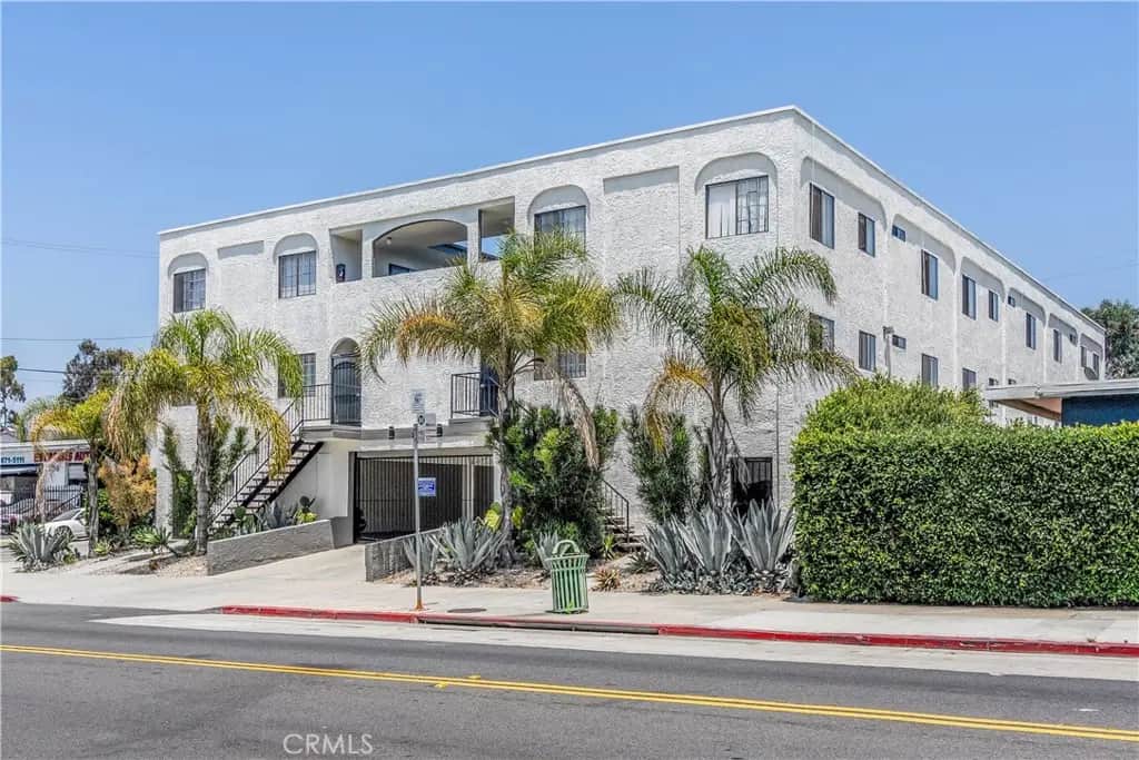 501 Hyde Park, Inglewood, CA — listing photo 1