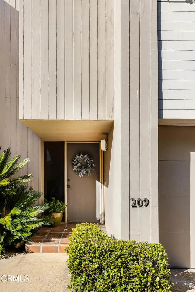 209 N Grand Avenue, Pasadena, CA — listing photo 1