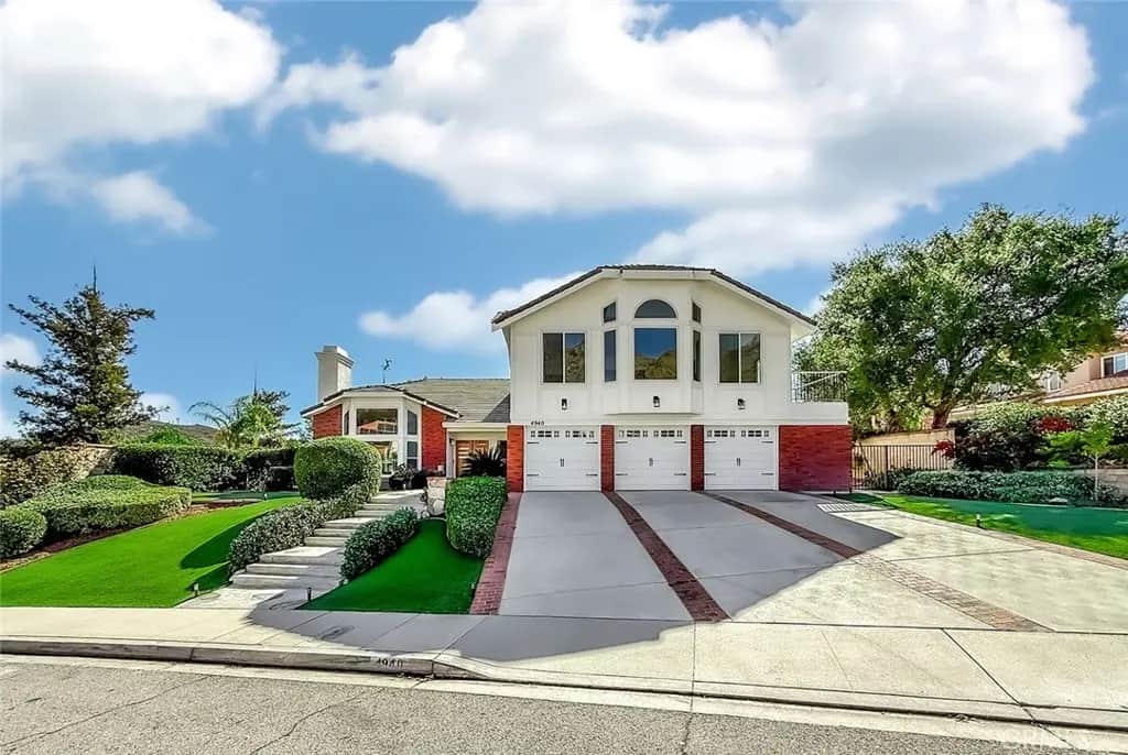 4940 Rock Castle Court, Oak Park, CA — listing photo 1