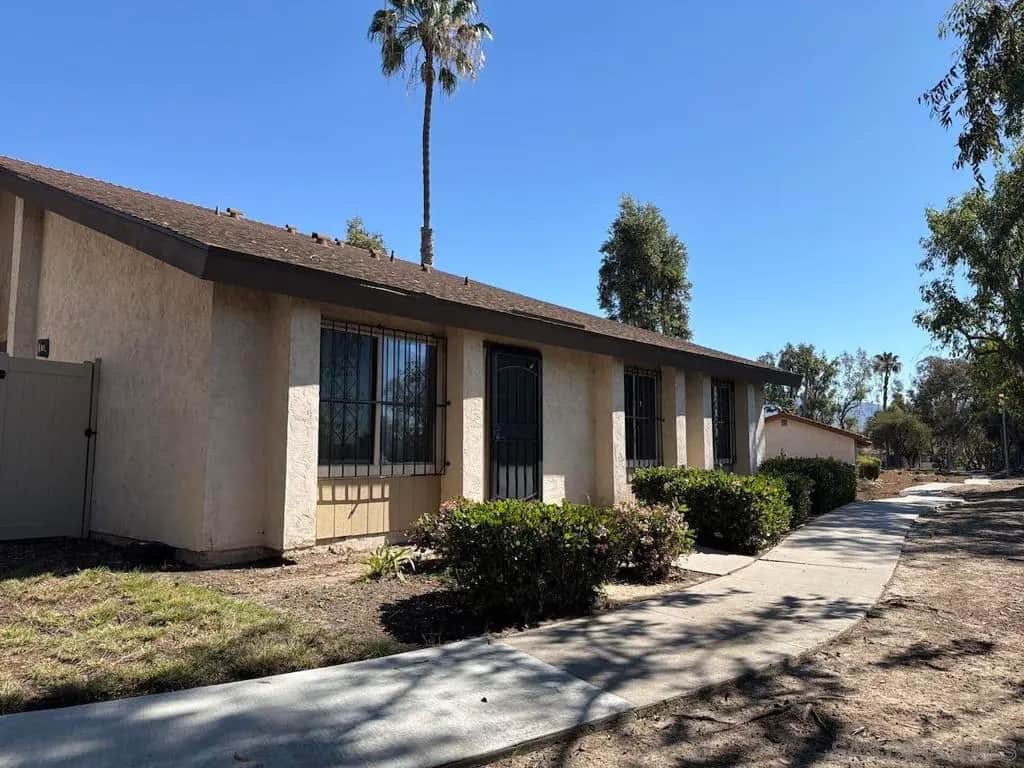 8119 Paradise Valley Court, Spring Valley, CA — listing photo 1