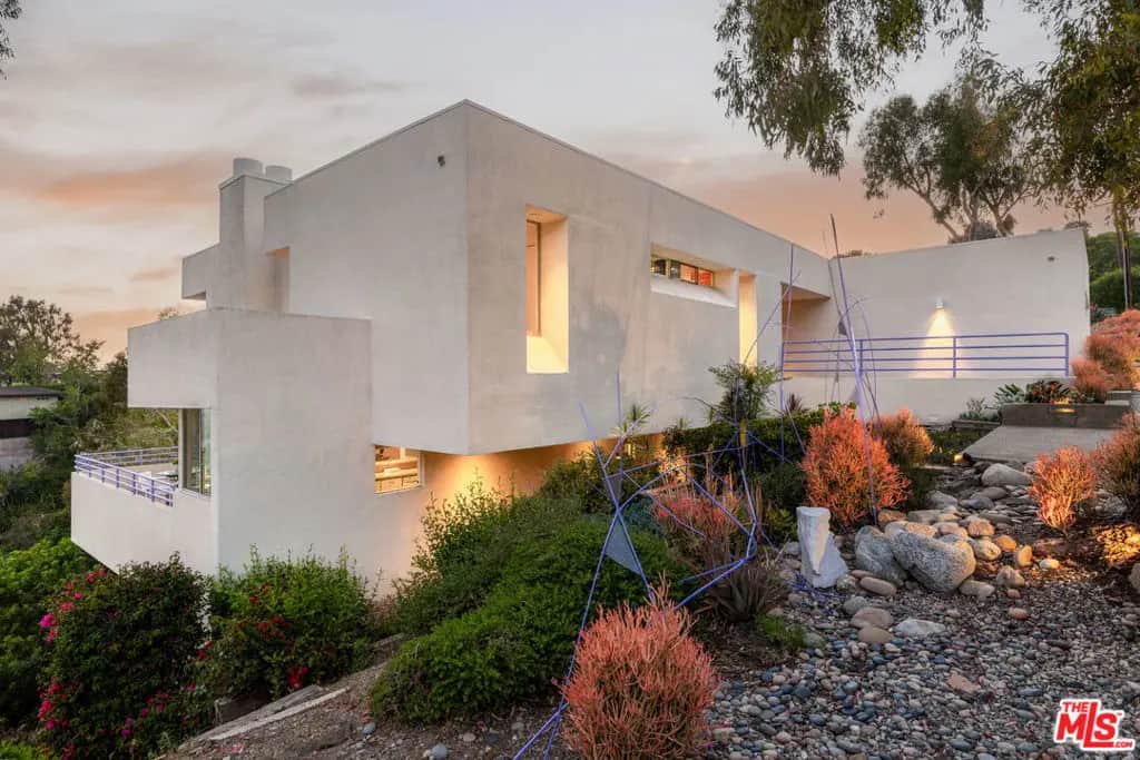 12268 Canna Road, Los Angeles, CA — listing photo 1