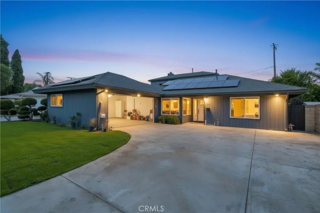 1068 Concord, Costa Mesa, CA — listing photo 1