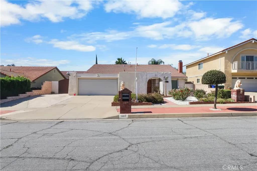 1307 Maywood, Upland, CA — listing photo 1