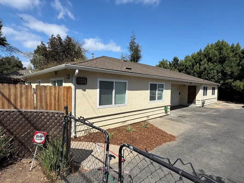 1811 Woodland Avenue, East Palo Alto, CA — listing photo 1