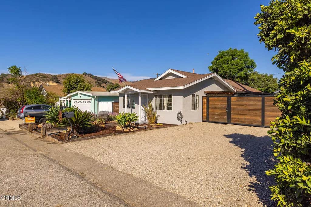 61 Mckee Street, Ventura, CA — listing photo 1