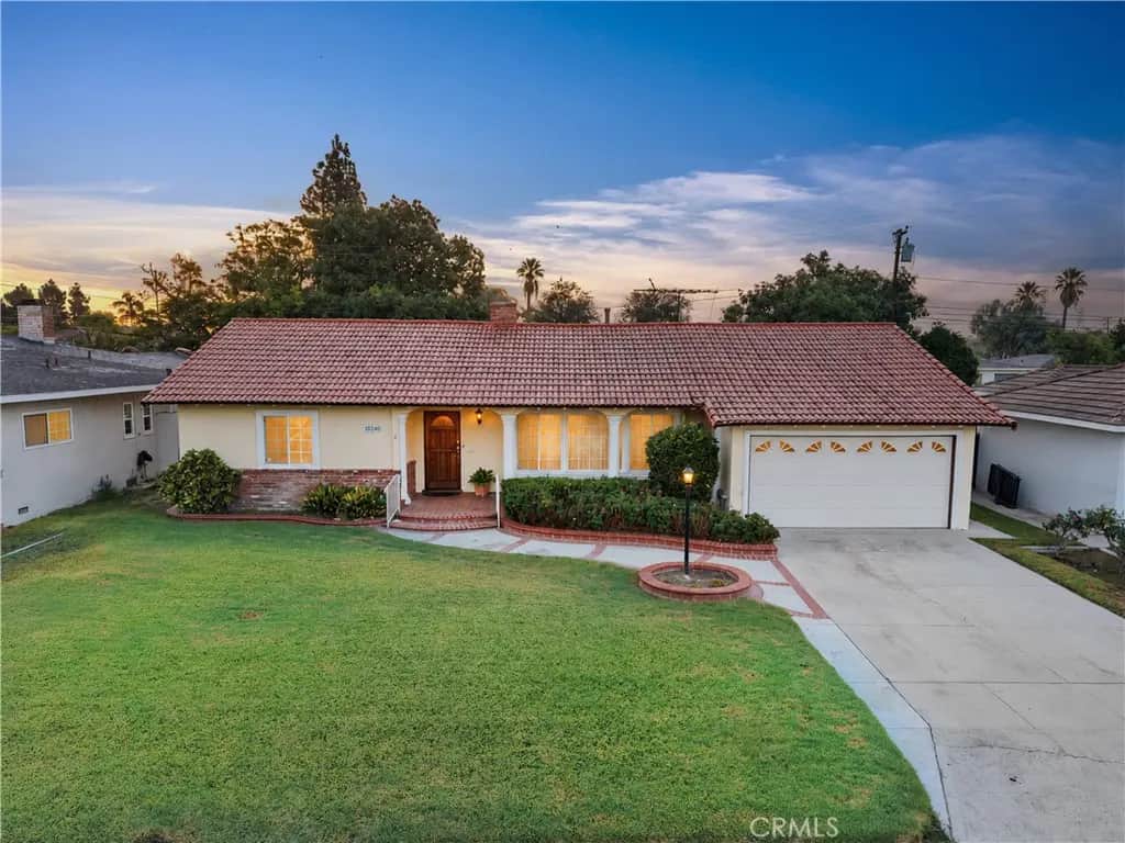 10240 Newville, Downey, CA — listing photo 1