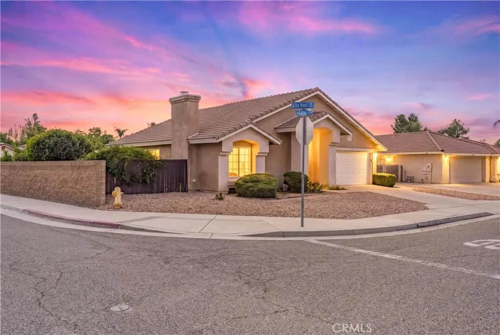 1364 Da Vinci, San Jacinto, CA — listing photo 1