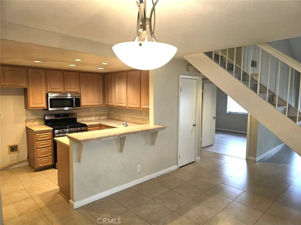 339 Deerfield, Irvine, CA — listing photo 1