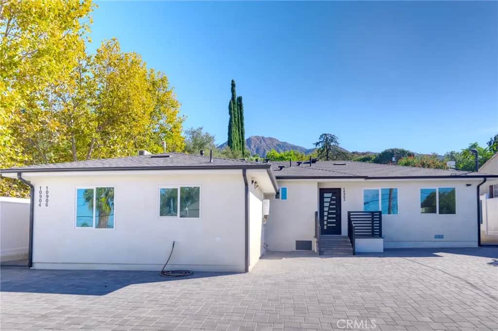 10906 Tujunga Cyn, Tujunga, CA — listing photo 1