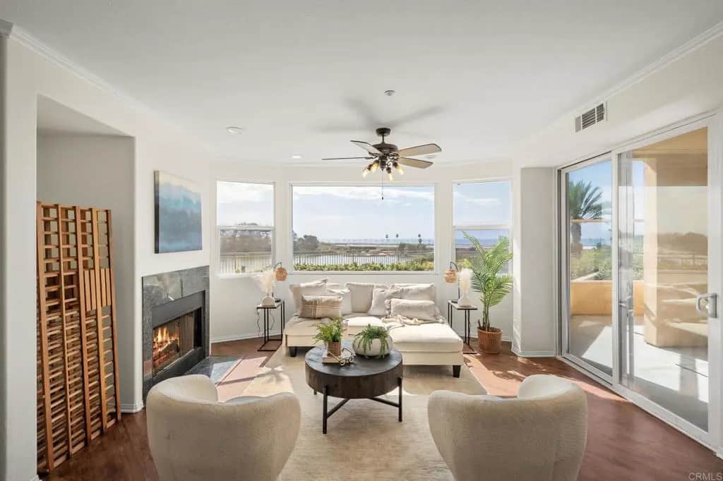 817 Kalpati Cir 105, Carlsbad, CA — listing photo 1