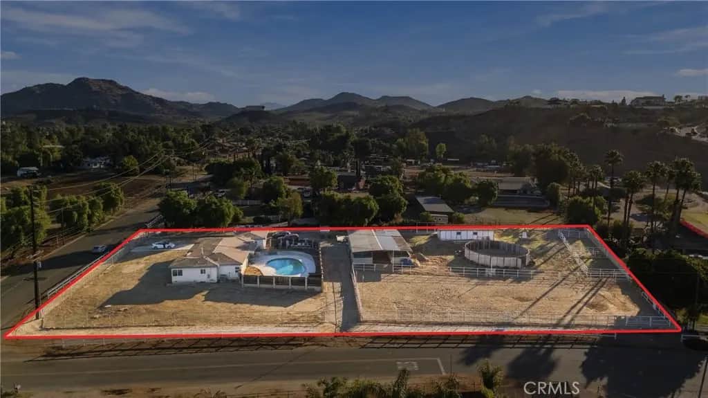 1280 1st, Norco, CA — listing photo 1