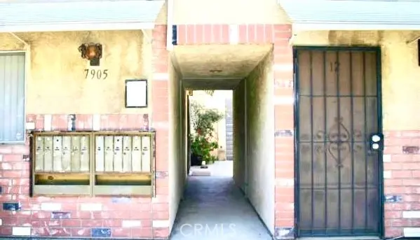 7905 Agnes 12, North Hollywood, CA — listing photo 1