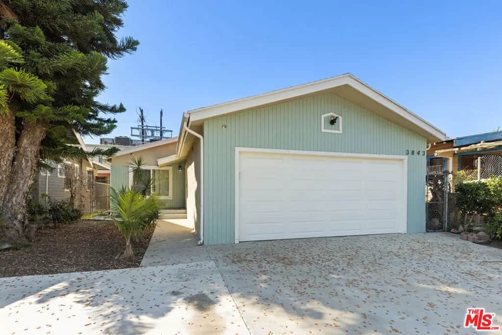 3843 S Hobart Boulevard, Los Angeles, CA — listing photo 1