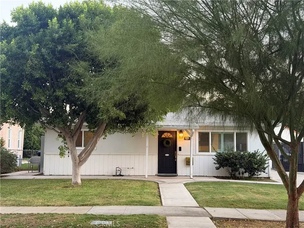 4594 Merrill Avenue, Riverside, CA — listing photo 1