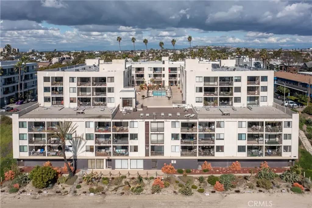 1140 E Ocean Boulevard 124, Long Beach, CA — listing photo 1