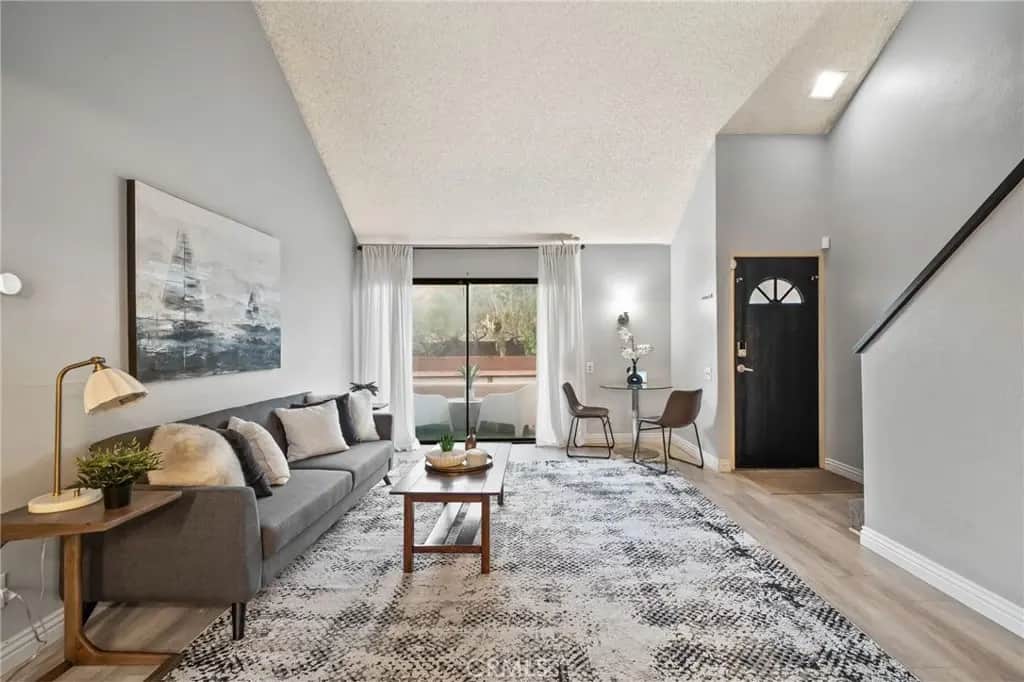 1500 W Edgehill 10, San Bernardino, CA — listing photo 1