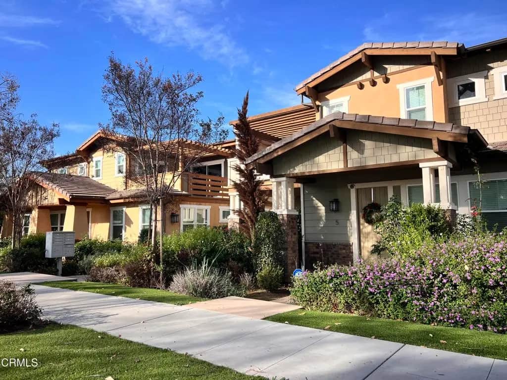 155 N Wabash Avenue 7, Glendora, CA — listing photo 1