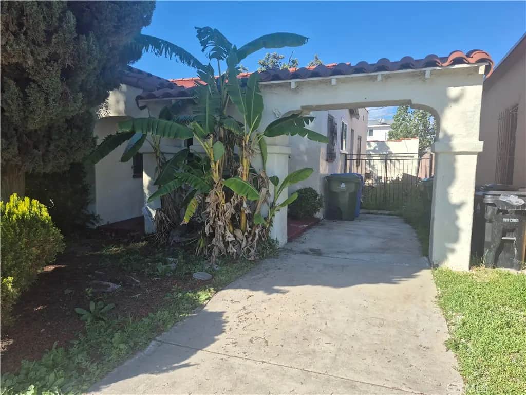 1453 W 89th, Los Angeles, CA — listing photo 1