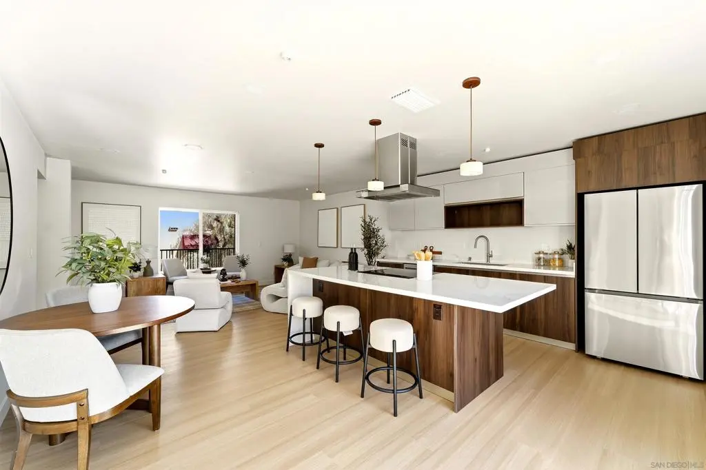 3425 Wilshire Ter, San Diego, CA — listing photo 1