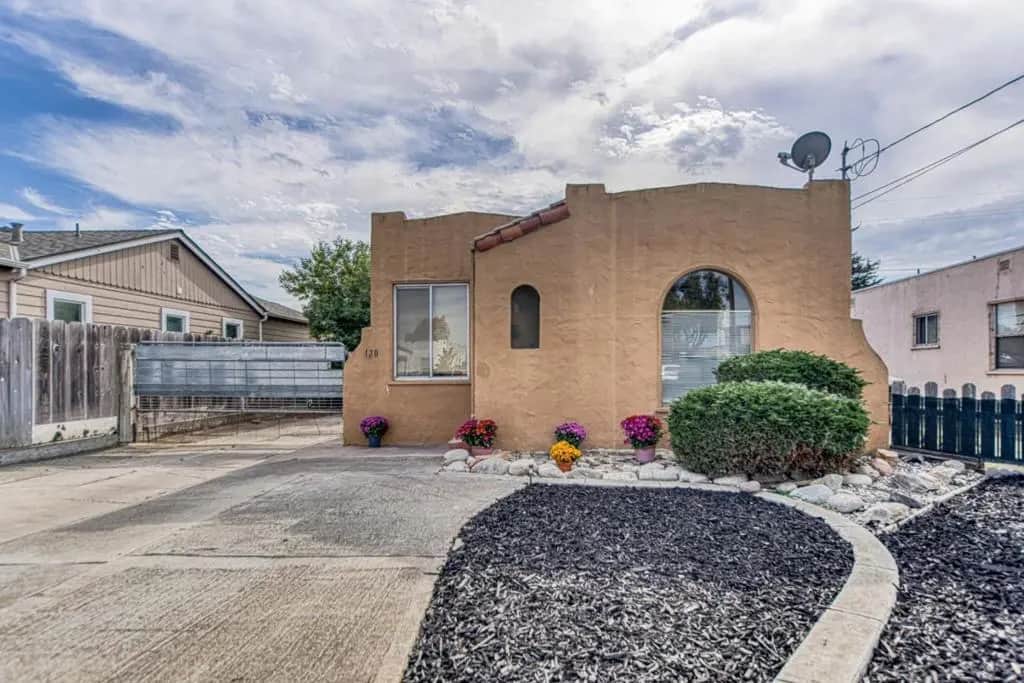 120 Katherine Avenue, Salinas, CA — listing photo 1
