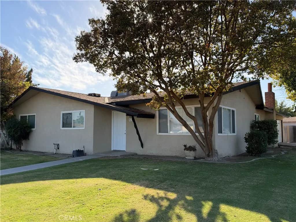 4213 Kenny Street, Bakersfield, CA — listing photo 1