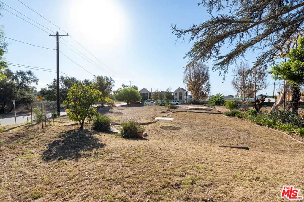 1200 Villa Woods Drive, Pacific Palisades, CA — listing photo 1