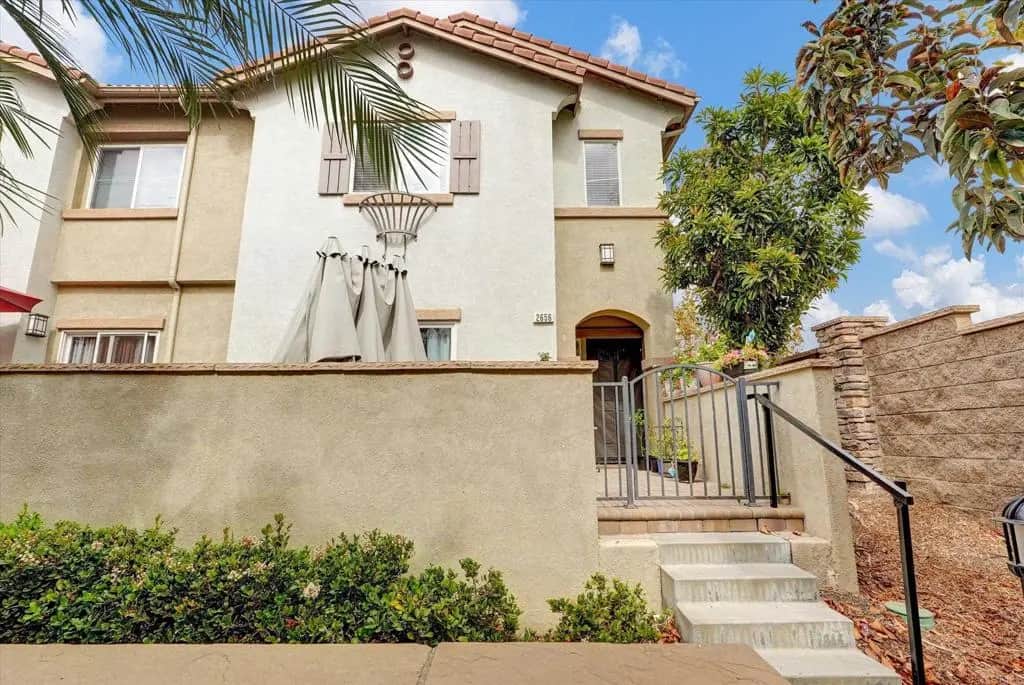 2656 Night Jasmine Drive, Simi Valley, CA — listing photo 1