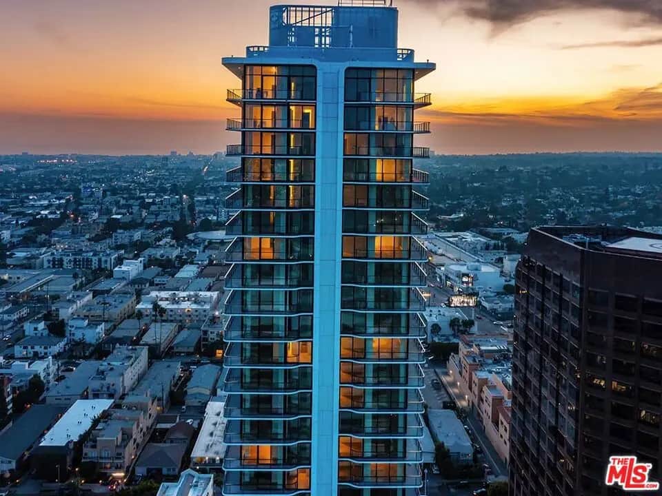 11750 Wilshire Boulevard 2704, Los Angeles, CA — listing photo 1