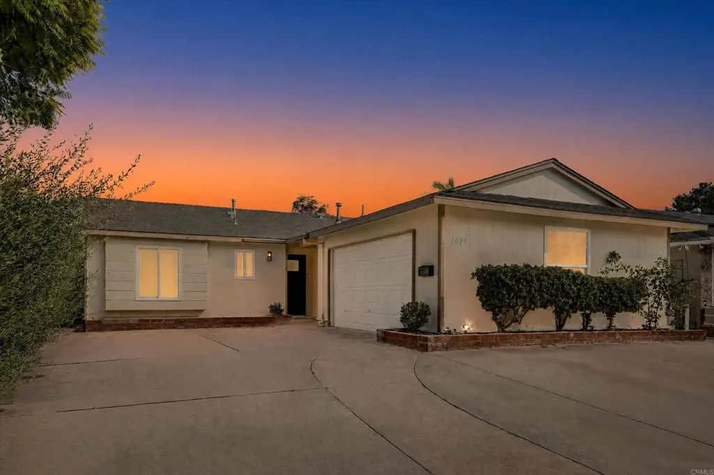 1035 Hawaii Avenue, San Diego, CA — listing photo 1