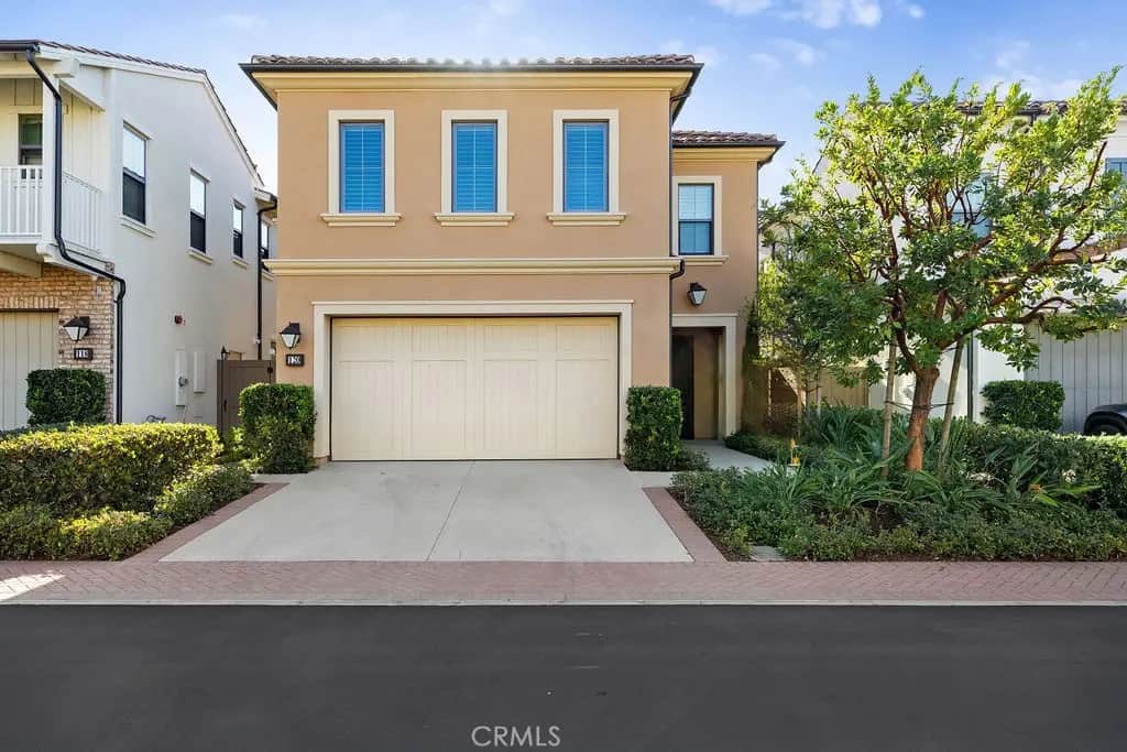 120 Baja, Irvine, CA — listing photo 1