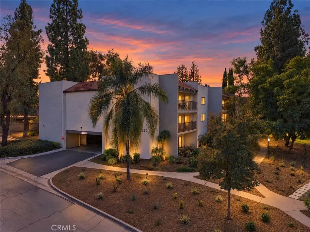 242 E Fern Avenue 107, Redlands, CA — listing photo 1