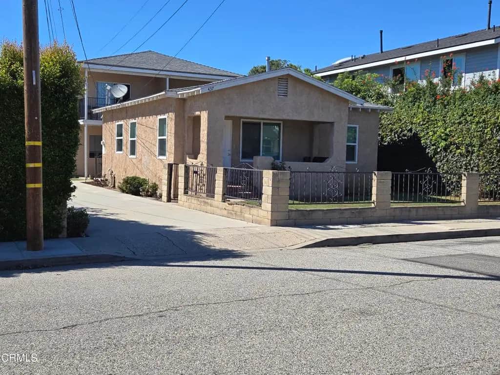 437 Arcade Drive, Ventura, CA — listing photo 1