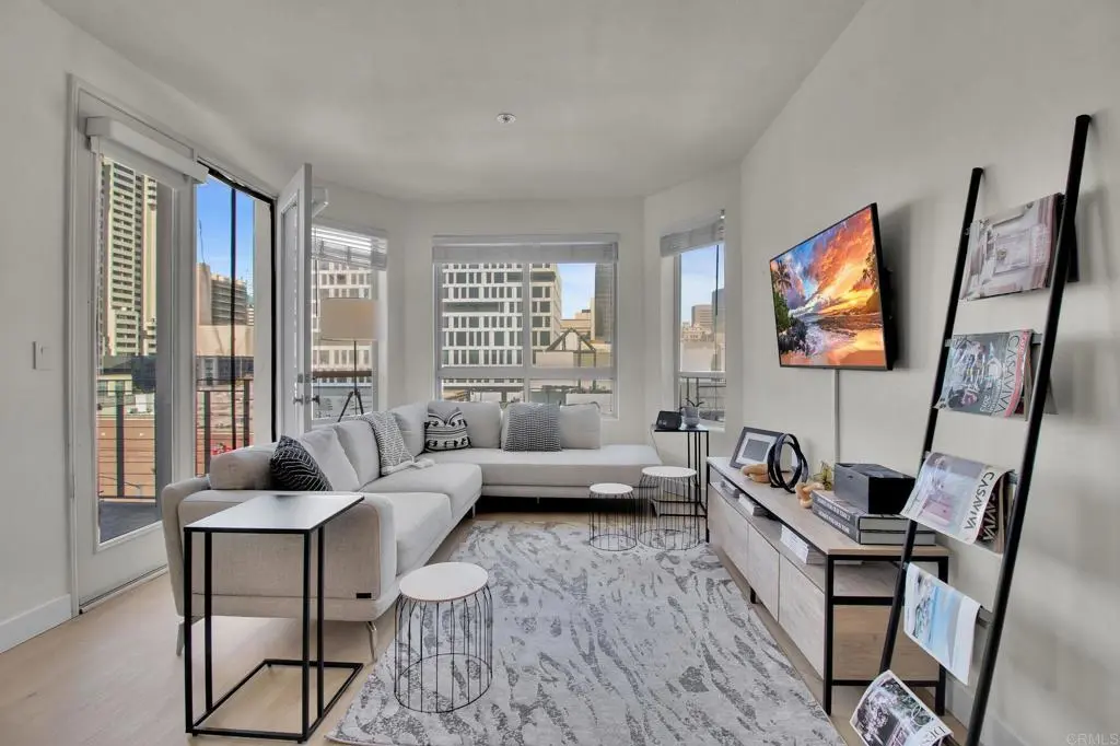 235 Market St 601, San Diego, CA — listing photo 1