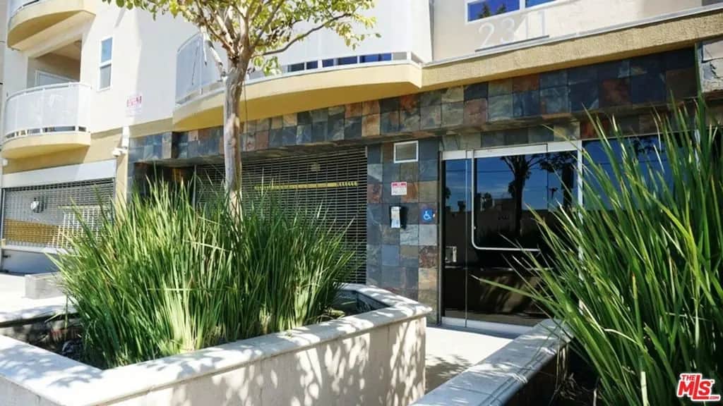 2311 W 10th Street 302, Los Angeles, CA — listing photo 1