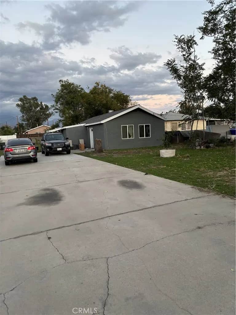 7535 Valaria, Highland, CA — listing photo 1