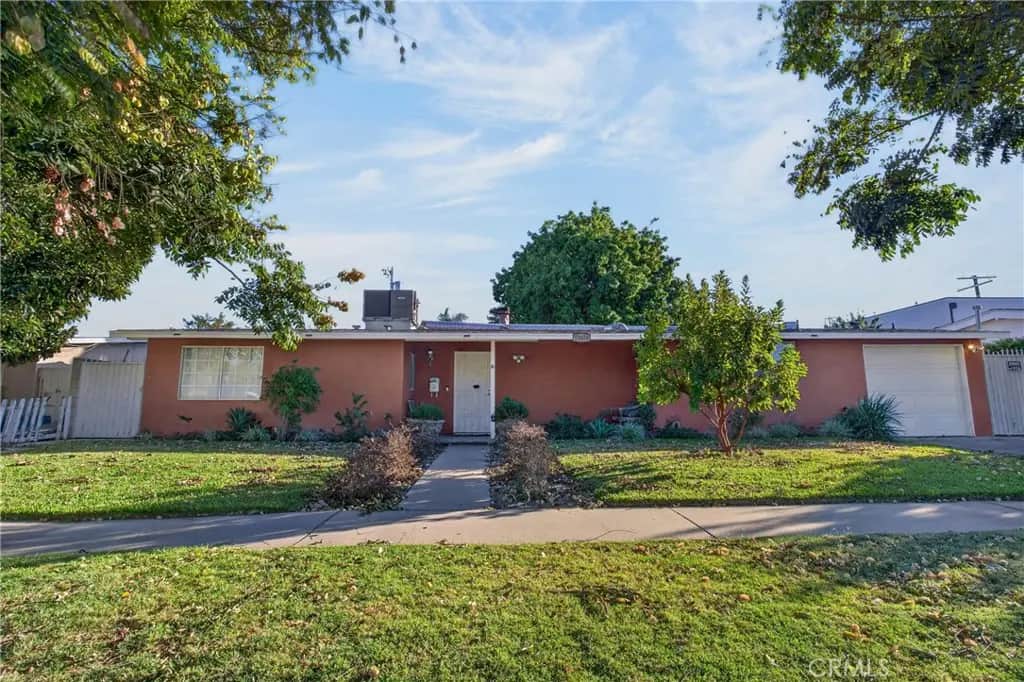 19456 Elkwood, Reseda, CA — listing photo 1