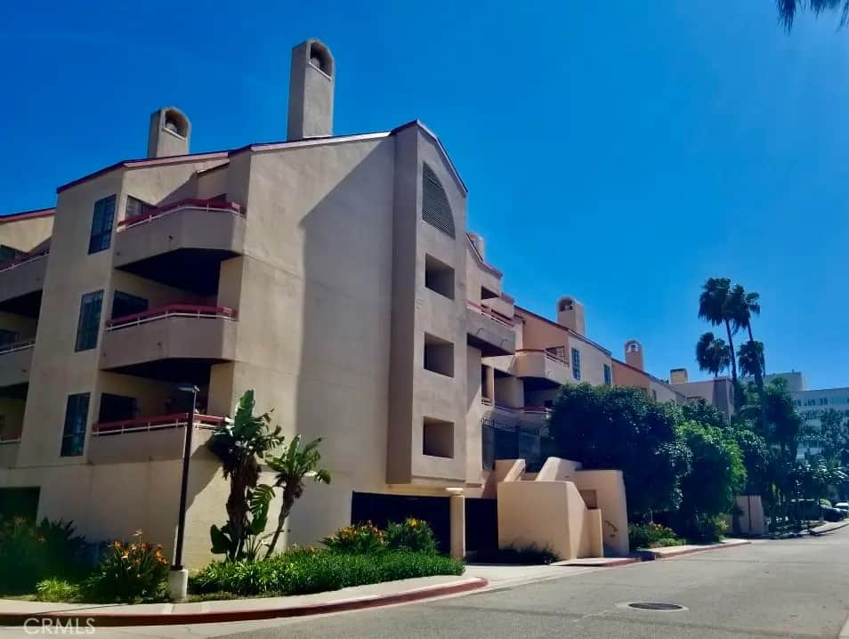 941 W Carson 202, Torrance, CA — listing photo 1